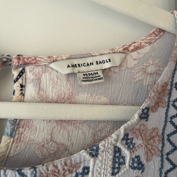 AMERICAN EAGLE! NWOT! Top - Picture 3 of 3